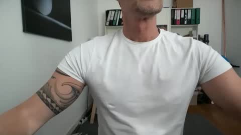 hanky online show from 03.19.26