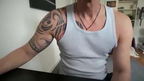 hanky online show from 04.11.26