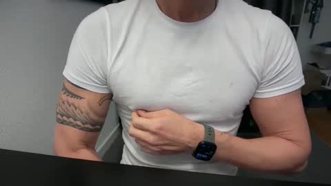 hanky online show from 04.16.26