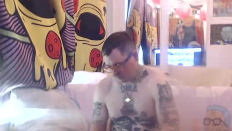 Snapshot of hankrams chatting on 02.19.26 hank rams online show from 02.19.26