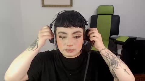 JUANA online show from 01.04.25