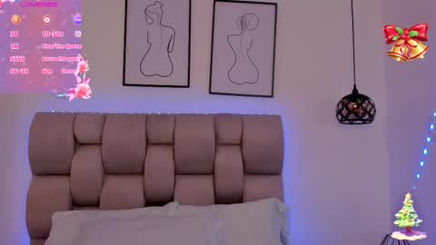 hanna__evans_ online show from 12.14.25