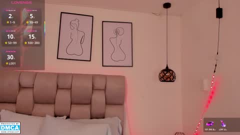 hanna__evans_ online show from 03.06.26