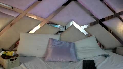  hanna  online show from 02.08.25