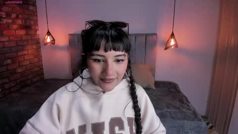Hanna clark online show from 05.03.26