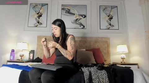 hanna_daze online show from 02.17.26