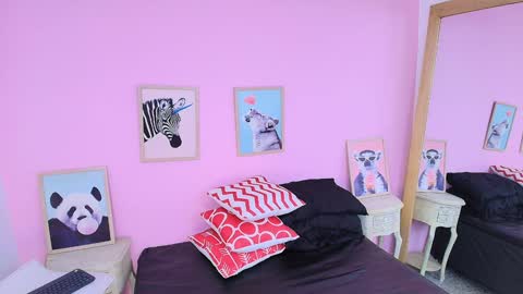  Hanna  online show from 12.19.24