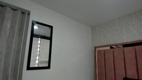  H A N N A  online show from 10.11.25