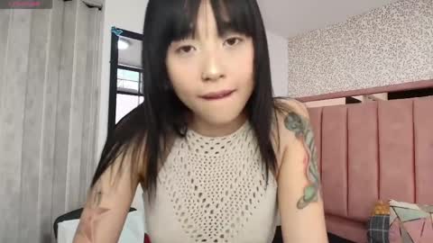  H A N N A  online show from 04.06.26