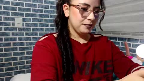 hanna_moons online show from 04.08.26