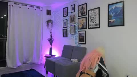 Hanna Capicorn online show from 03.09.25