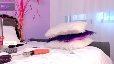 Hanna  online show from 12.28.24