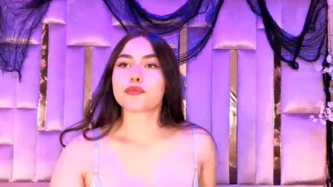 hannacollins_2 online show from 11.07.25