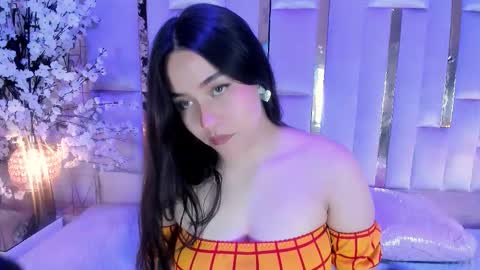 hannacollins_2 online show from 02.01.26