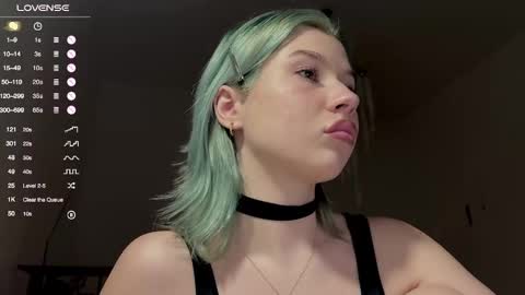 Hannah Allin online show from 02.25.25