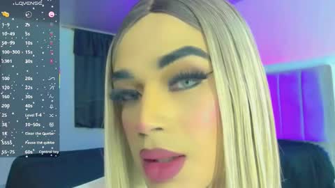 Snapshot of hannah_backers chatting on 11.08.25 hannah backers online show from 11.08.25