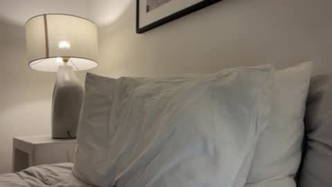 Im your naughty girl and porn star in bed Hannah online show from 10.27.25