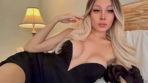 Im your naughty girl and porn star in bed Hannah online show from 11.04.25