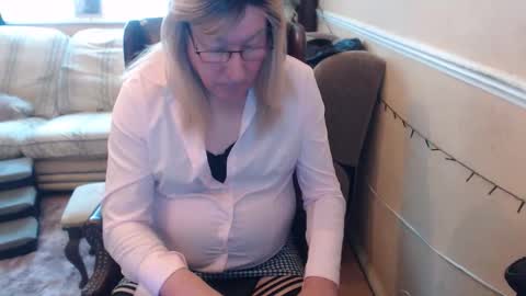 hannahcd57 online show from 05.26.26
