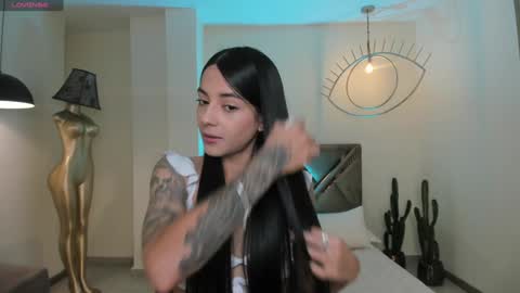 HANNAH J online show from 12.05.24