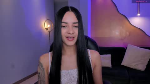 HANNAH J online show from 02.20.25