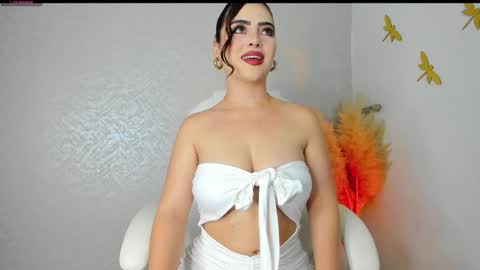 Camila online show from 01.01.25