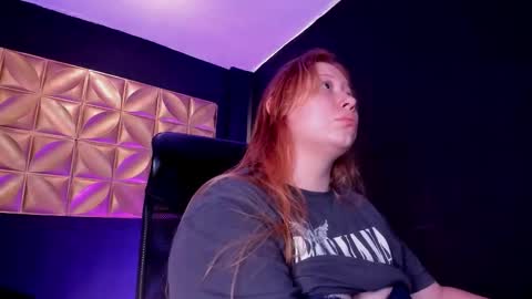 Snapshot of hannamartinn_ chatting on 09.24.25 hannamartinn_ online show from 09.24.25