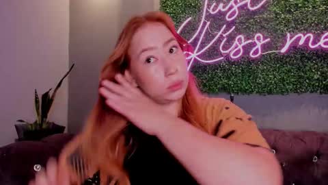 Snapshot of hannamartinn_ chatting on 10.22.25 hannamartinn_ online show from 10.22.25