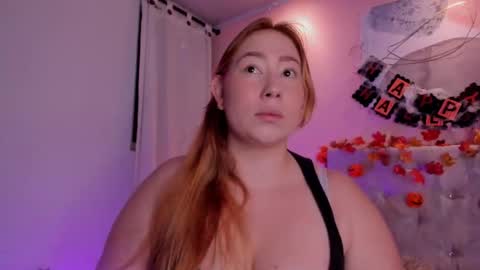 Snapshot of hannamartinn_ chatting on 10.24.25 hannamartinn_ online show from 10.24.25