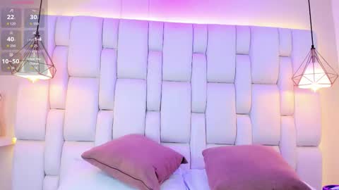 Snapshot of hannapotther chatting on 11.03.25 Hanna online show from 11.03.25