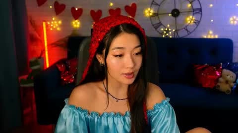 Snapshot of hannarosie chatting on 02.18.25 hannarosie online show from 02.18.25