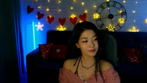 Snapshot of hannarosie chatting on 03.04.25 hannarosie online show from 03.04.25