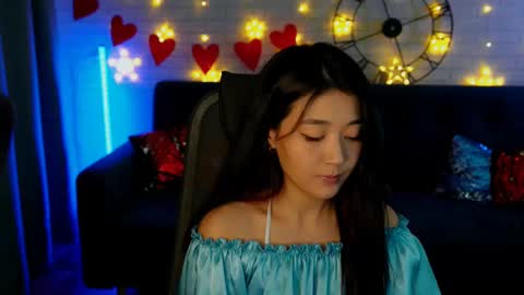 Snapshot of hannarosie chatting on 03.06.25 hannarosie online show from 03.06.25