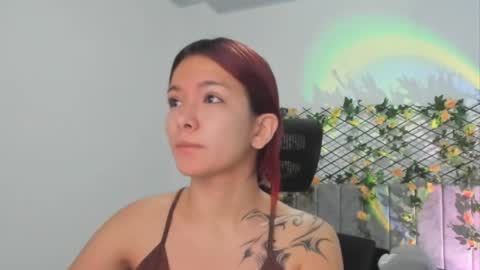 Snapshot of hanni_dulce chatting on 05.28.26 Yumii online show from 05.28.26