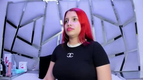 Snapshot of hanny_watson chatting on 02.17.26 hanny_watson online show from 02.17.26