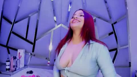 Snapshot of hanny_watson chatting on 03.02.26 hanny_watson online show from 03.02.26