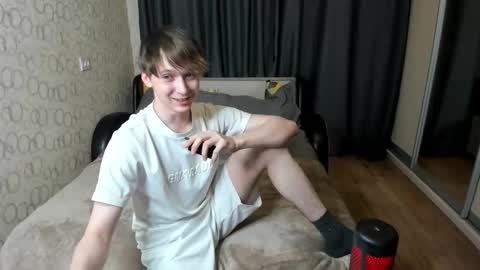 Hans online show from 10.17.25