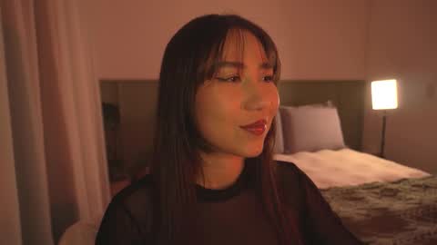 Snapshot of hanymel chatting on 11.07.25 Mizi online show from 11.07.25