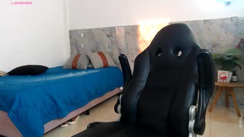 hanz_col online show from 11.09.25