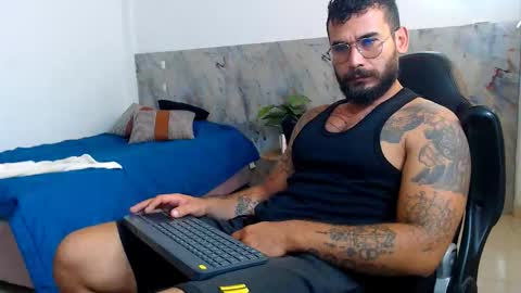 hanz_col online show from 11.11.25