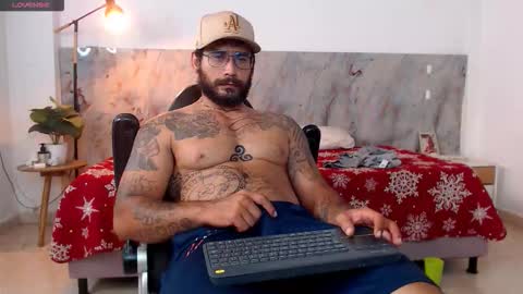 Snapshot of hanz_col chatting on 02.12.26 hanz_col online show from 02.12.26