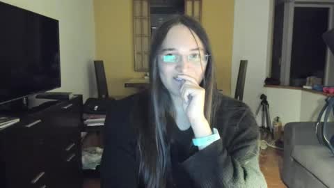 Snapshot of happy_pervert chatting on 01.26.25 happy_pervert online show from 01.26.25