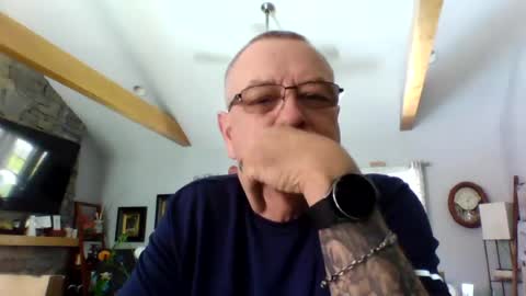 Snapshot of happynudist7373 chatting on 06.27.26 happynudist7373 online show from 06.27.26