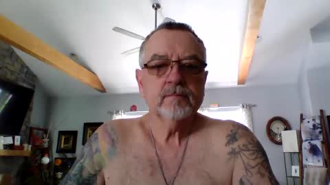 Snapshot of happynudist7373 chatting on 07.23.26 happynudist7373 online show from 07.23.26