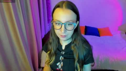 Stephanie online show from 09.26.25