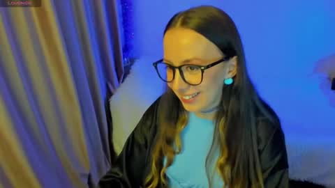 Stephanie online show from 10.24.25