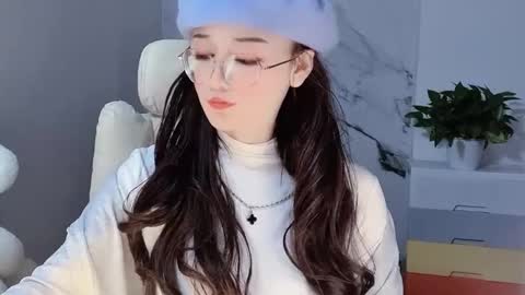 Daisy online show from 12.08.24