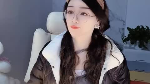 Daisy online show from 12.21.24