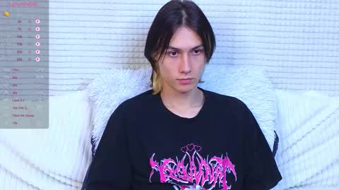 Mark online show from 10.06.25