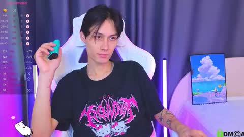 Mark online show from 11.27.25